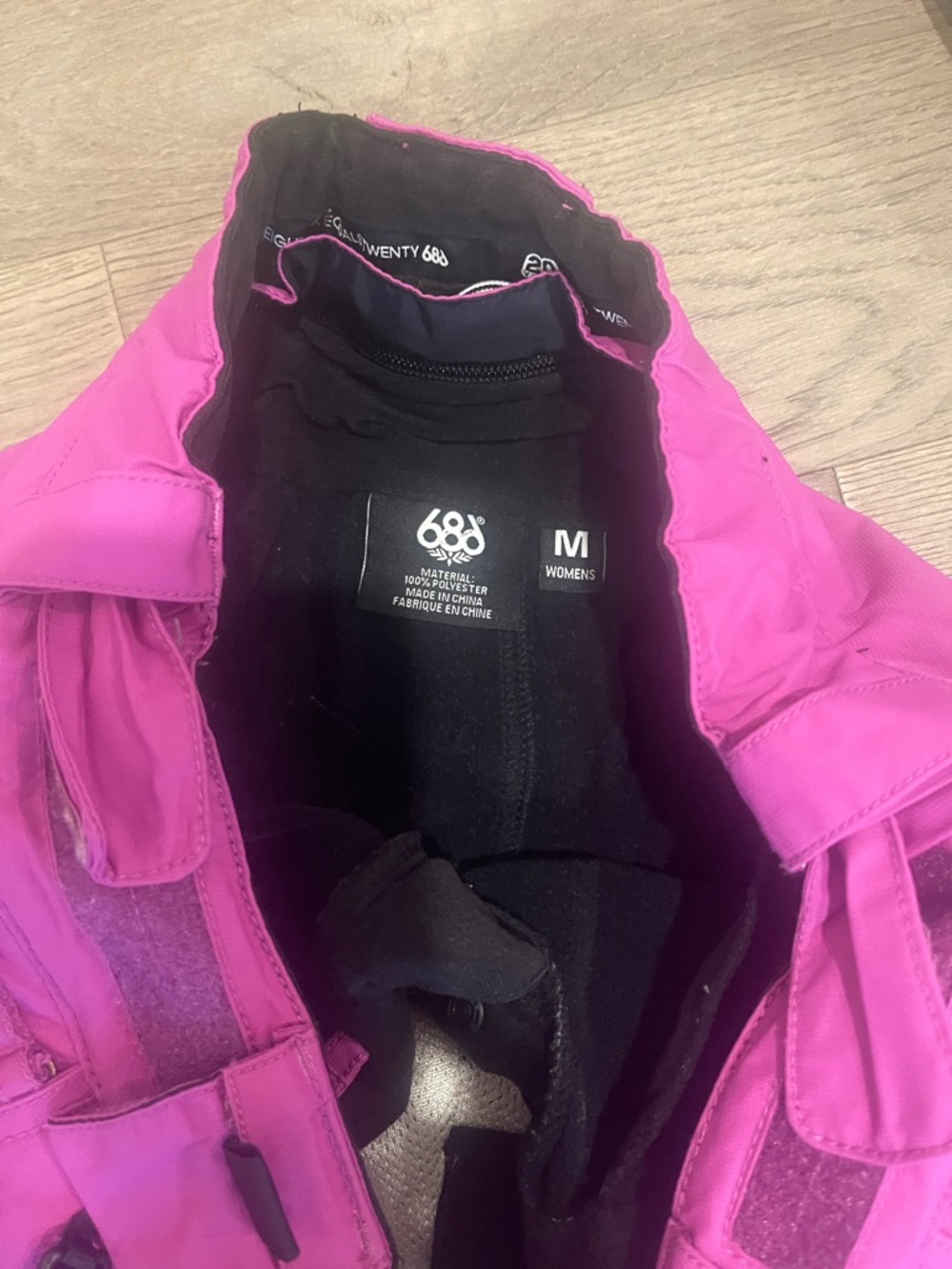Women's Neon Plaid Ski Large Jacket with Bright Pink Snow Medium Pants - Picture 6 of 9